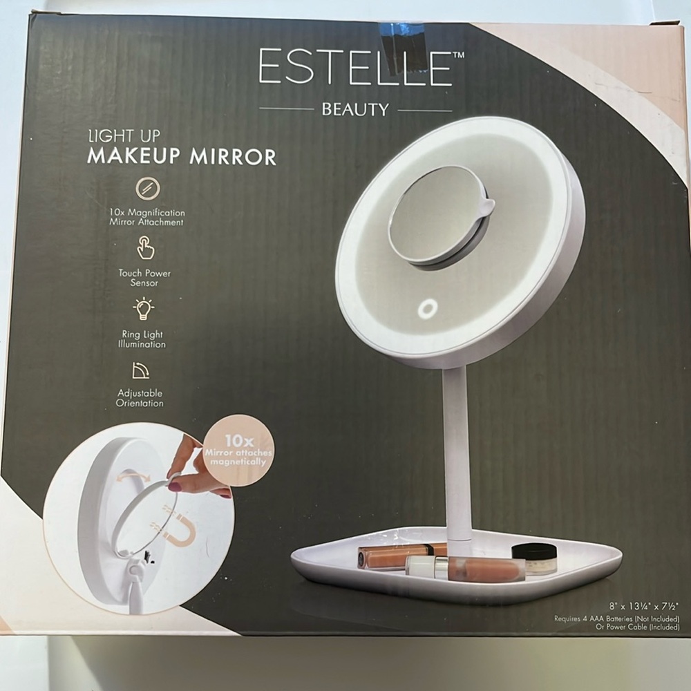 Estelle Beauty Light Up Makeup Mirror. New in box.